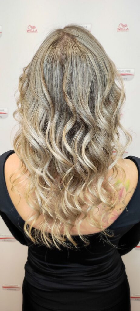 Balayage Ergebnis – natürliche Verläufe mit Glossing